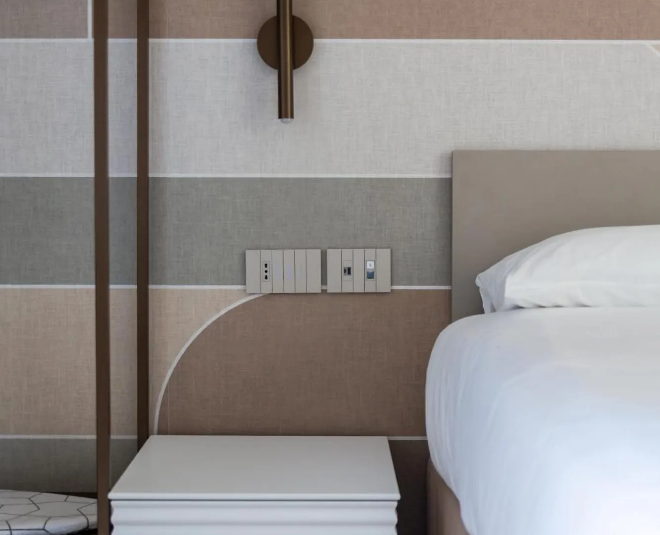 Una Finestra Sul Madre By Dimorra Naples Guest house