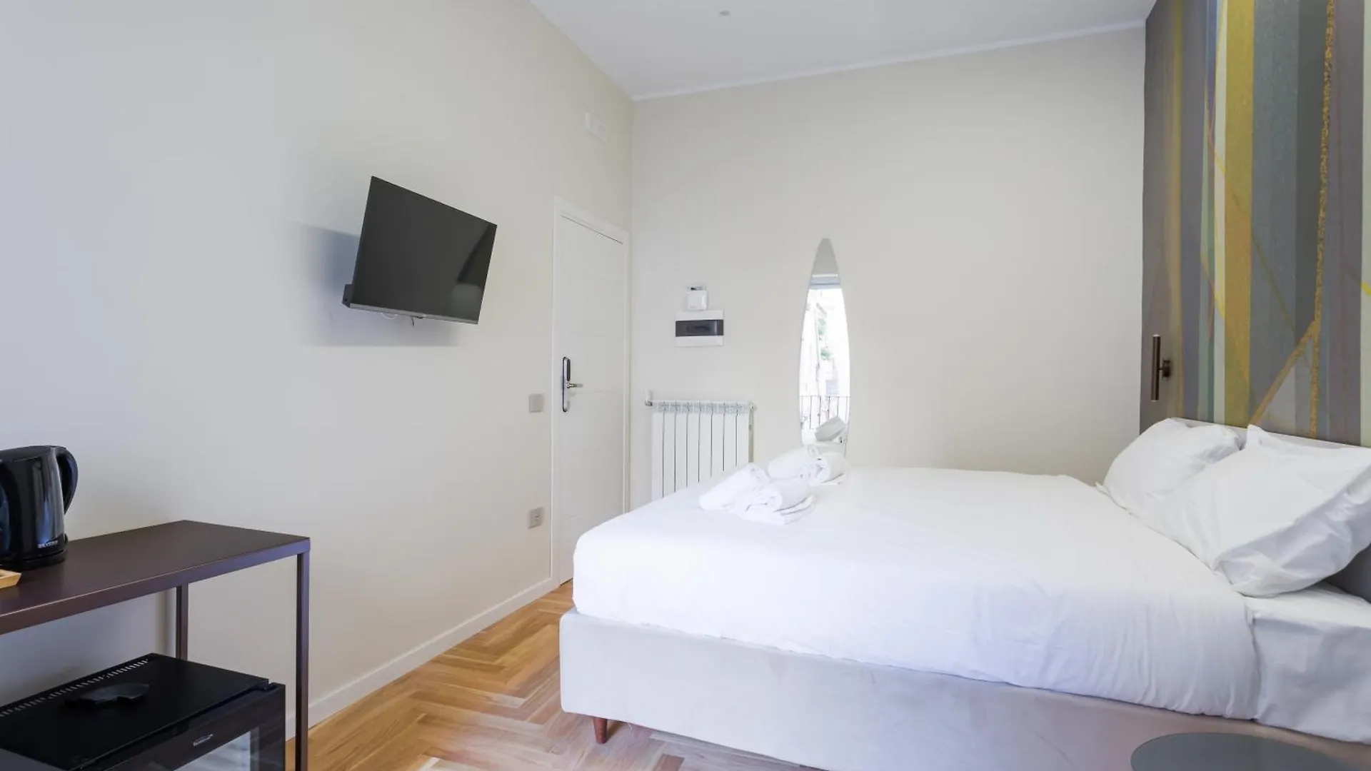 Guest house Una Finestra Sul Madre By Dimorra Naples