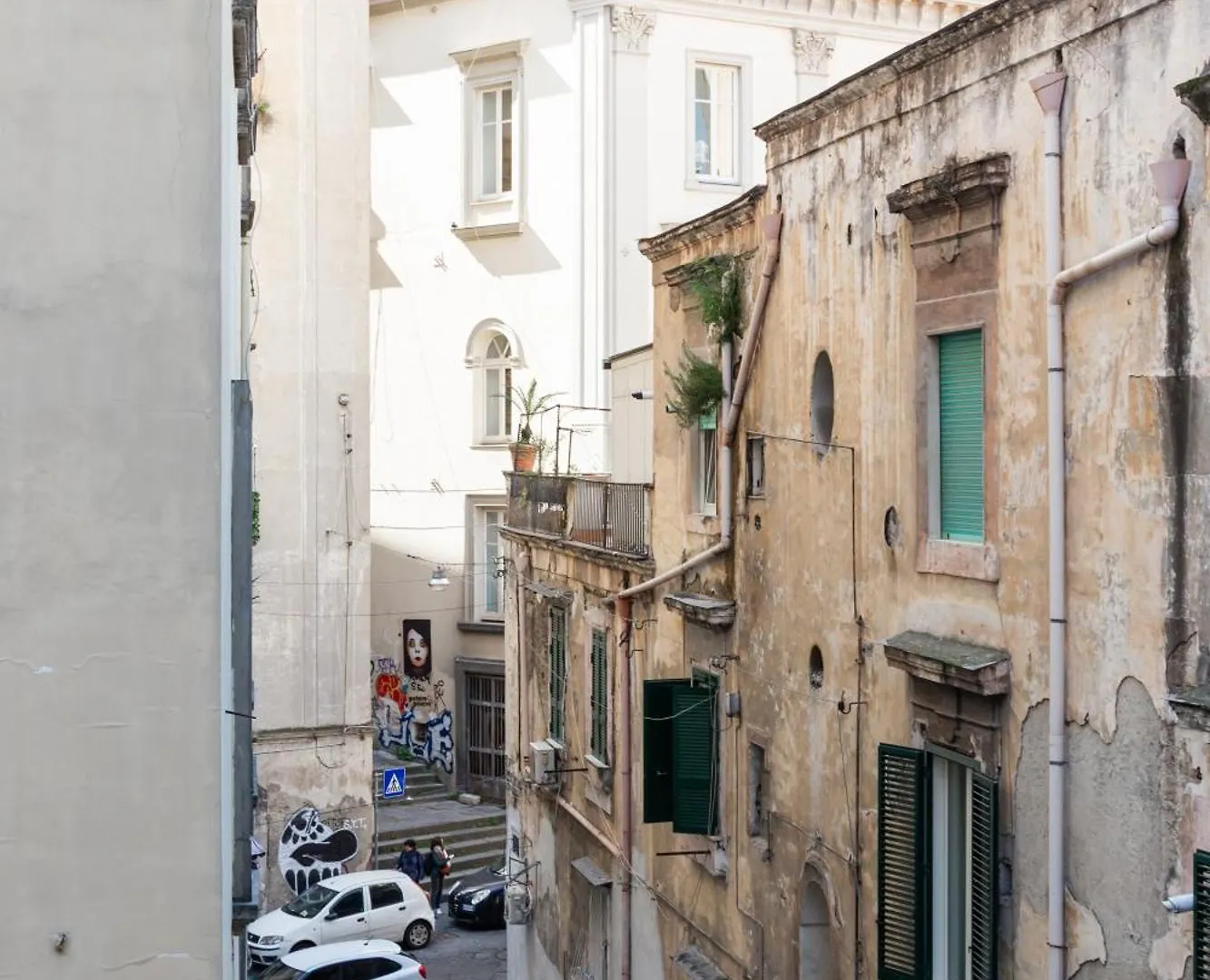 Una Finestra Sul Madre By Dimorra Naples